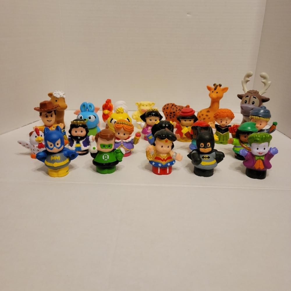 Lot of 25 Fisher-Price Little People